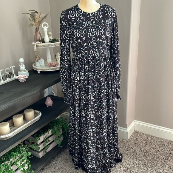 EUC 8 by Yoox Dress(size 6) - Picture 2 of 7